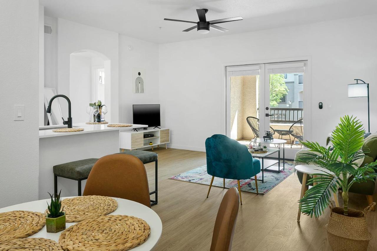 Cozysuites Glendale By The Stadium With Pool 03 Dış mekan fotoğraf