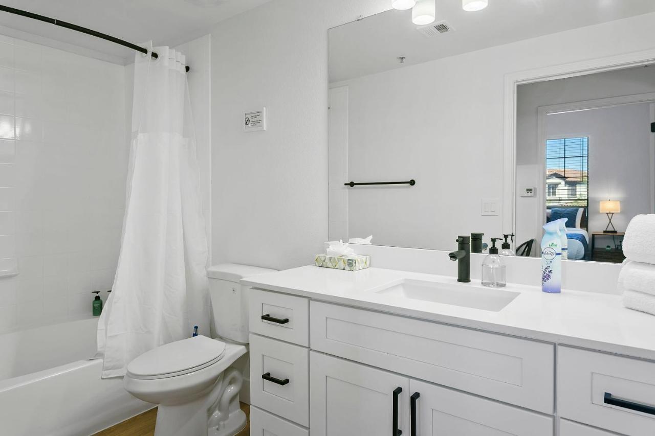 Cozysuites Glendale By The Stadium With Pool 03 Dış mekan fotoğraf