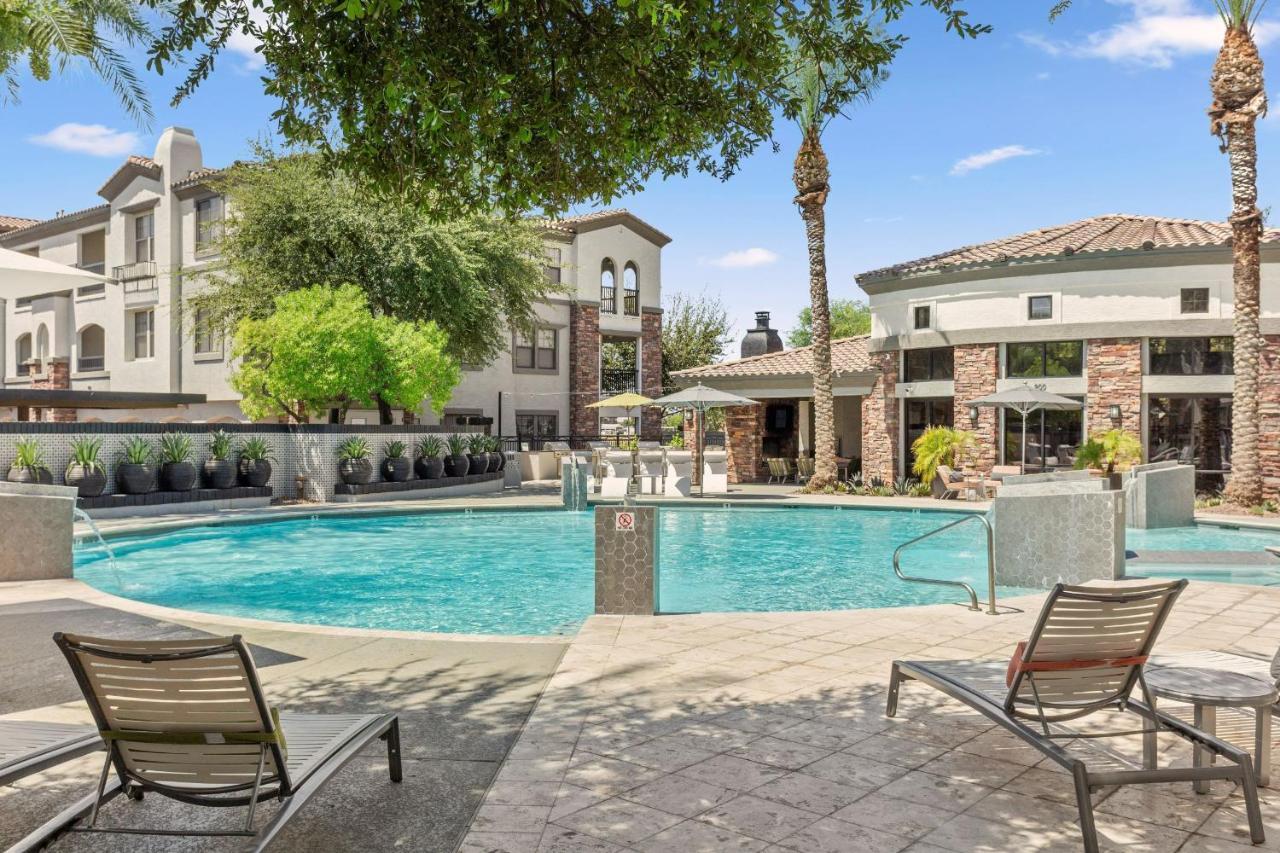 Cozysuites Glendale By The Stadium With Pool 03 Dış mekan fotoğraf